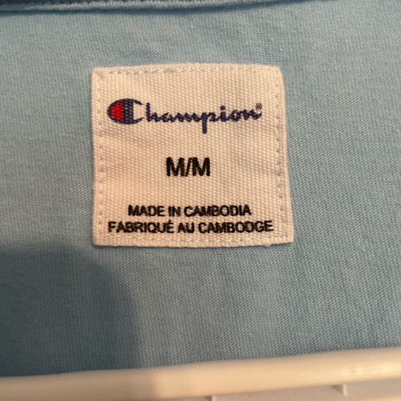 Champion tshirt - Picture 3 of 6